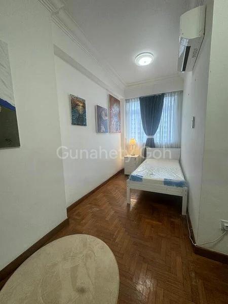 Room (Condo) for Rent in  La Crystal - Image 1
